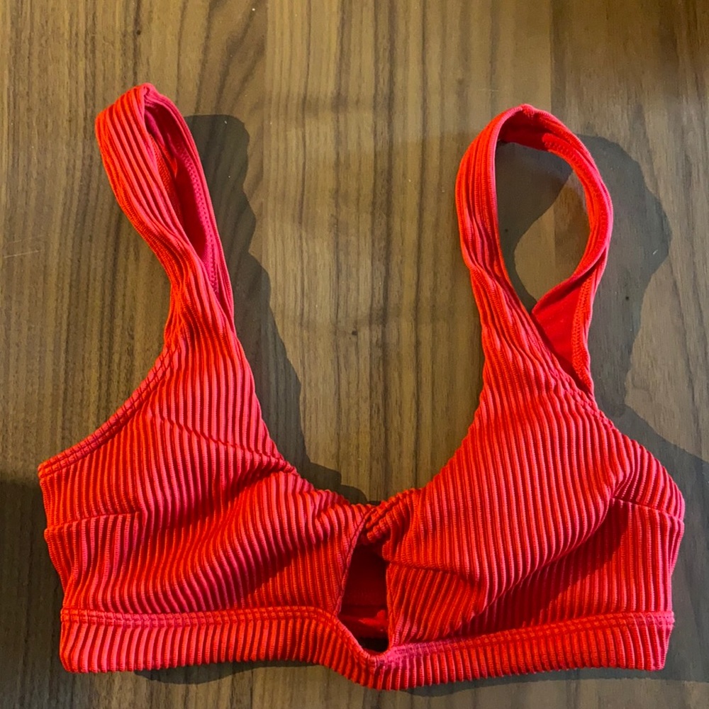 Hollister red ribbed bikini top
